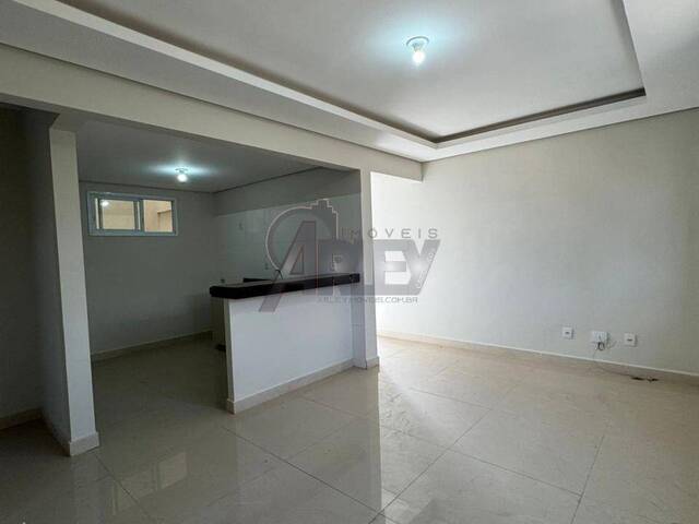 APARTAMENTO USADO para Venda em Montes Claros - 4
