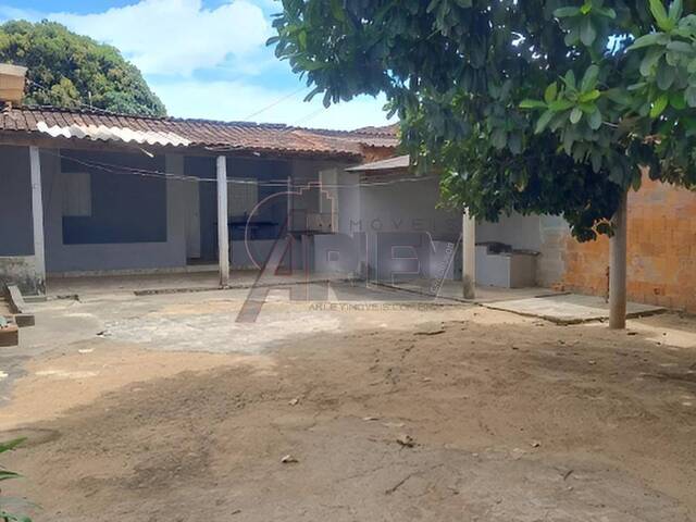#6791 - CASAS USADA / SBPE para Venda em Montes Claros - MG - 2