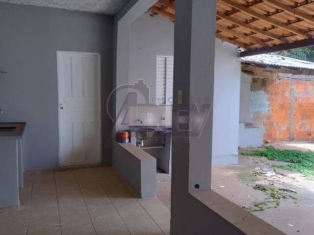 CASAS USADA / SBPE para Venda em Montes Claros - 5