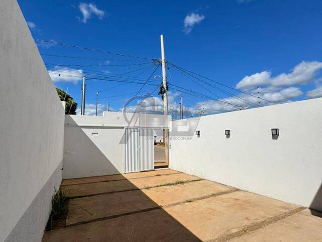 #6804 - MINHA CASA MINHA VIDA para Venda em Montes Claros - MG - 3