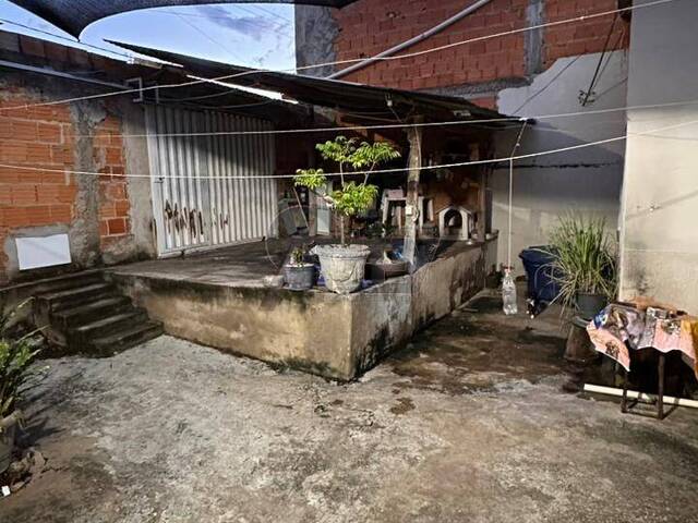#6814 - CASAS USADA / SBPE para Venda em Montes Claros - MG - 1