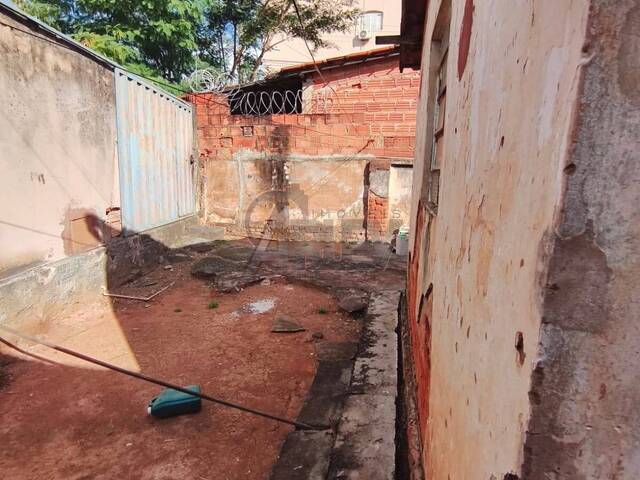 #6821 - CASAS USADA / SBPE para Venda em Montes Claros - MG - 3