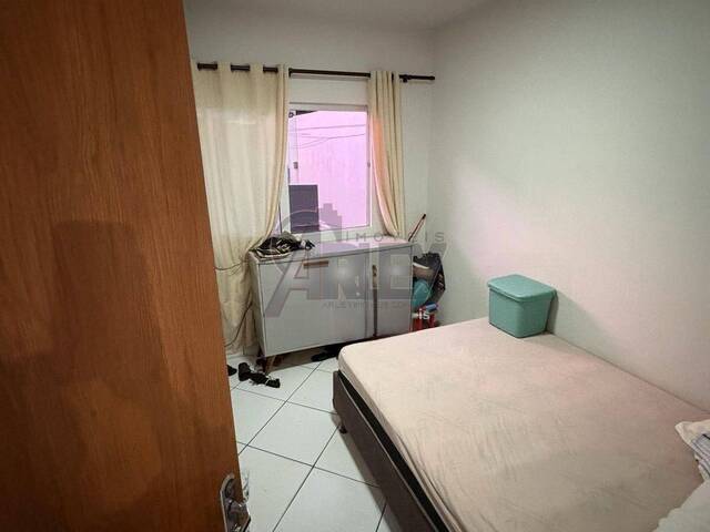 CASAS USADA / SBPE para Venda em Montes Claros - 4