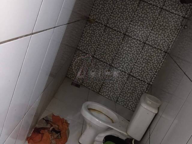 CASAS USADA / SBPE para Venda em Montes Claros - 4