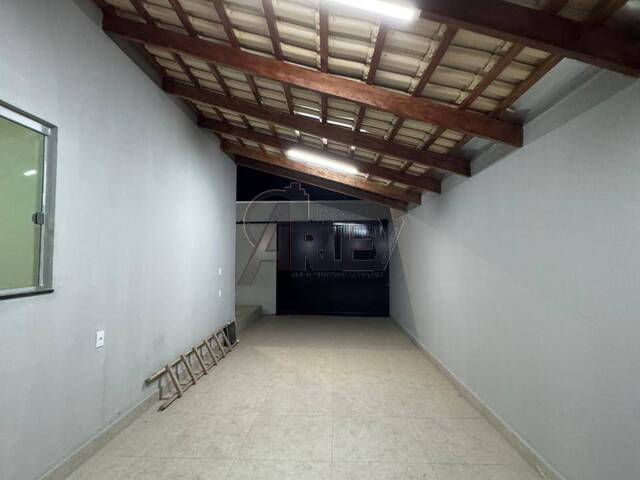 CASAS USADA / SBPE para Venda em Montes Claros - 4