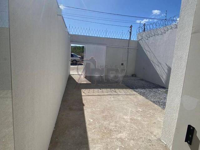 #6873 - CASAS USADA / SBPE para Venda em Montes Claros - MG - 1