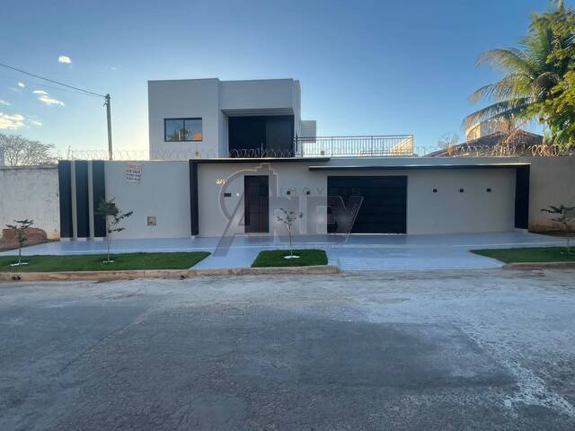 CASAS ALTO PADRÃO para Venda em Montes Claros - 4