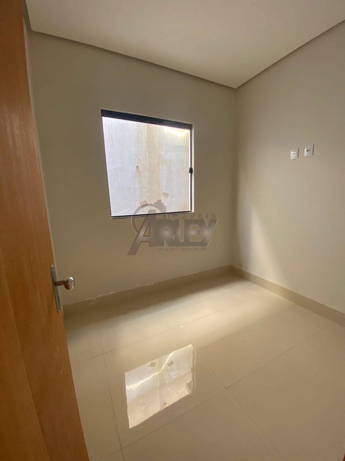 Casa à venda com 3 quartos, 100m² - Foto 7