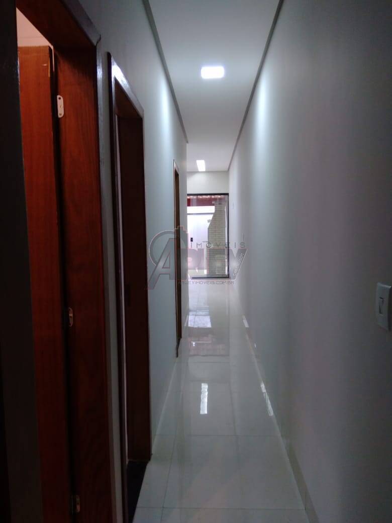 Casa à venda com 3 quartos, 100m² - Foto 11