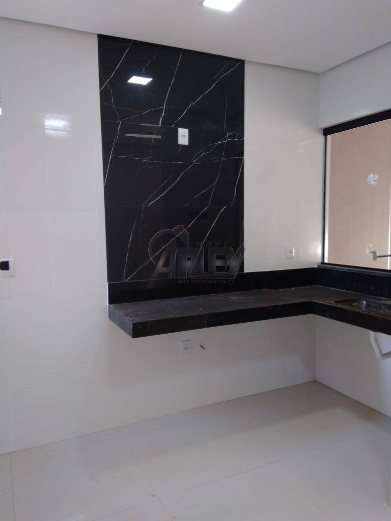 Casa à venda com 3 quartos, 100m² - Foto 13