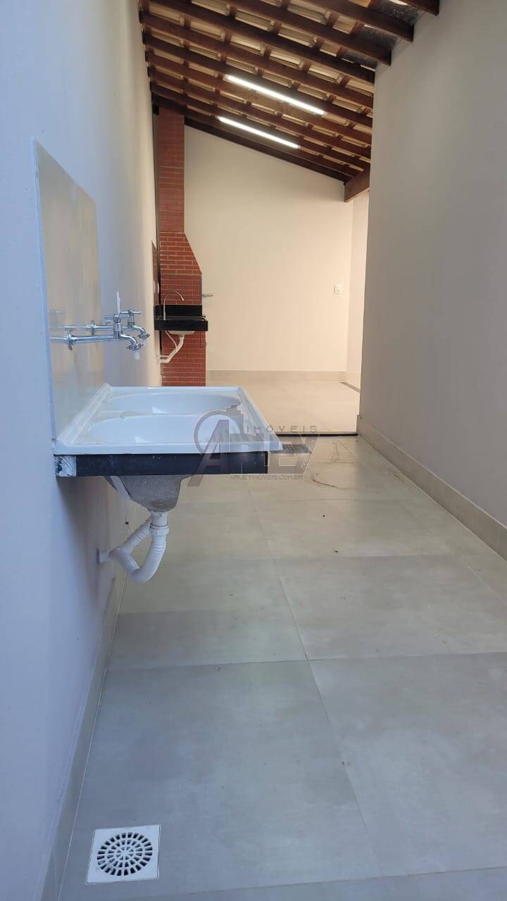 Casa à venda com 3 quartos, 135m² - Foto 13