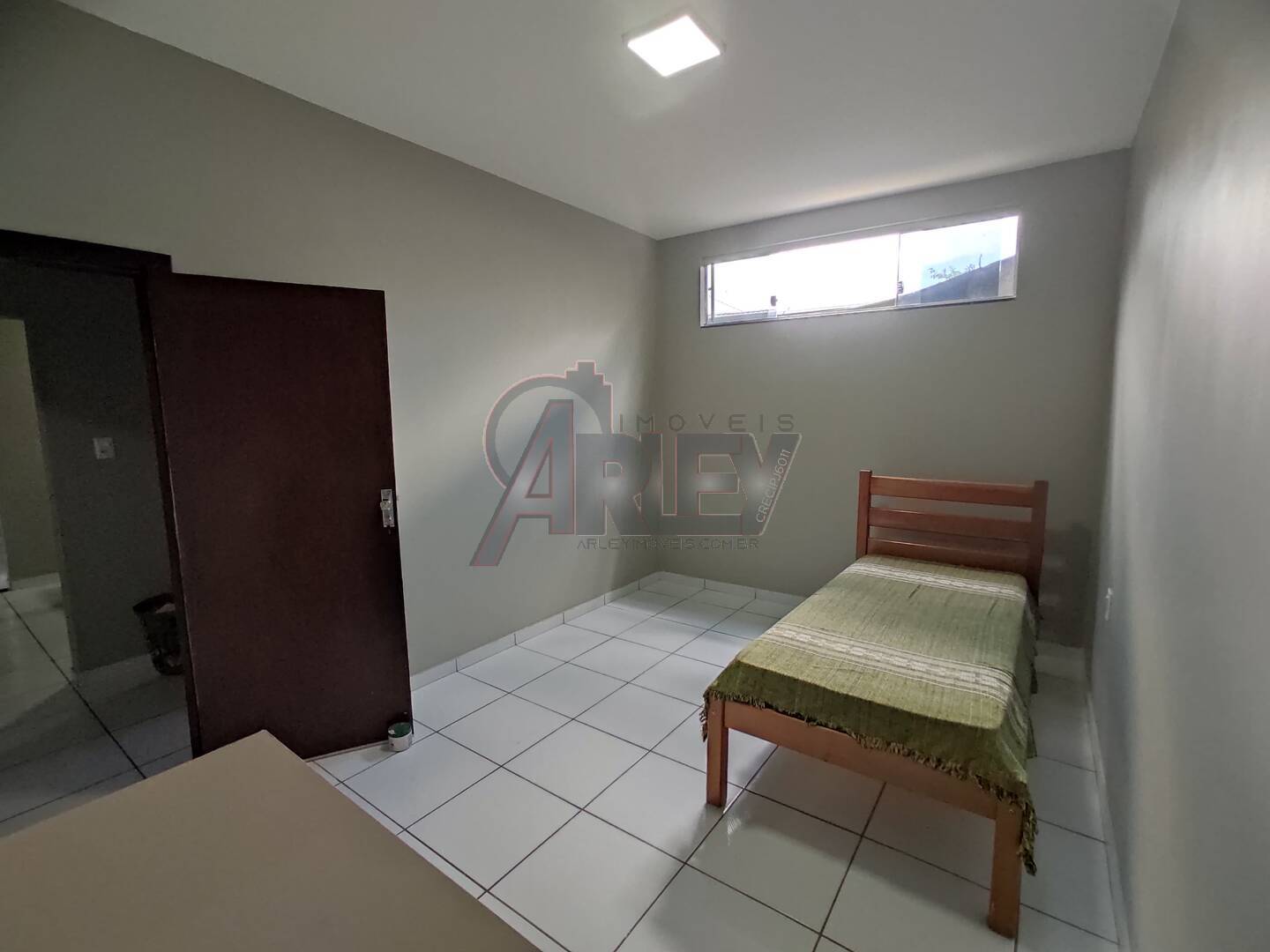 Casa à venda com 4 quartos, 150m² - Foto 18