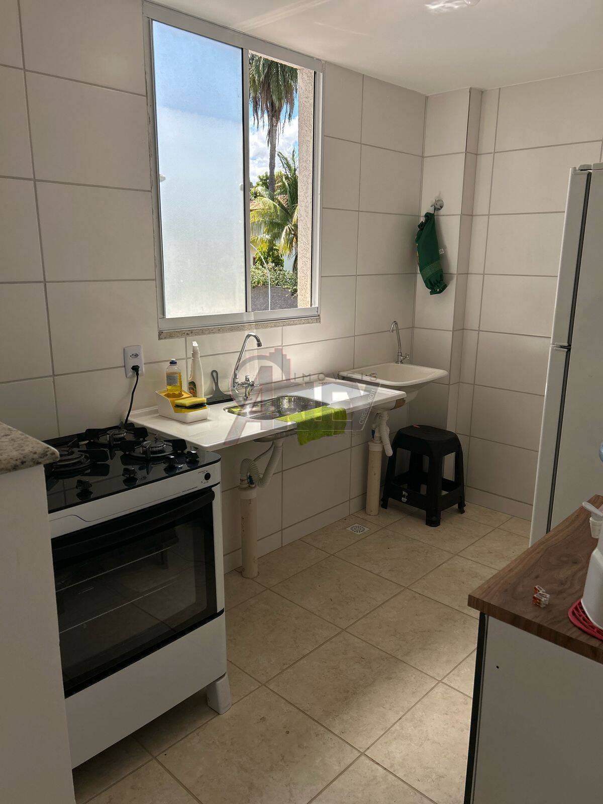 Apartamento à venda com 2 quartos, 44m² - Foto 3