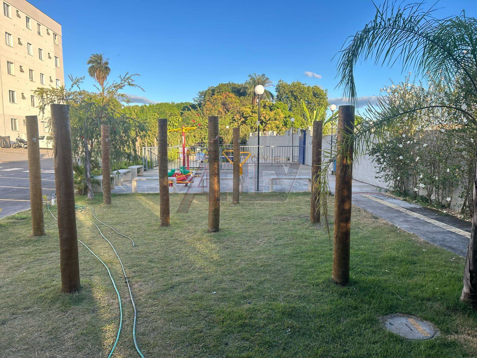 Apartamento à venda com 2 quartos, 44m² - Foto 14