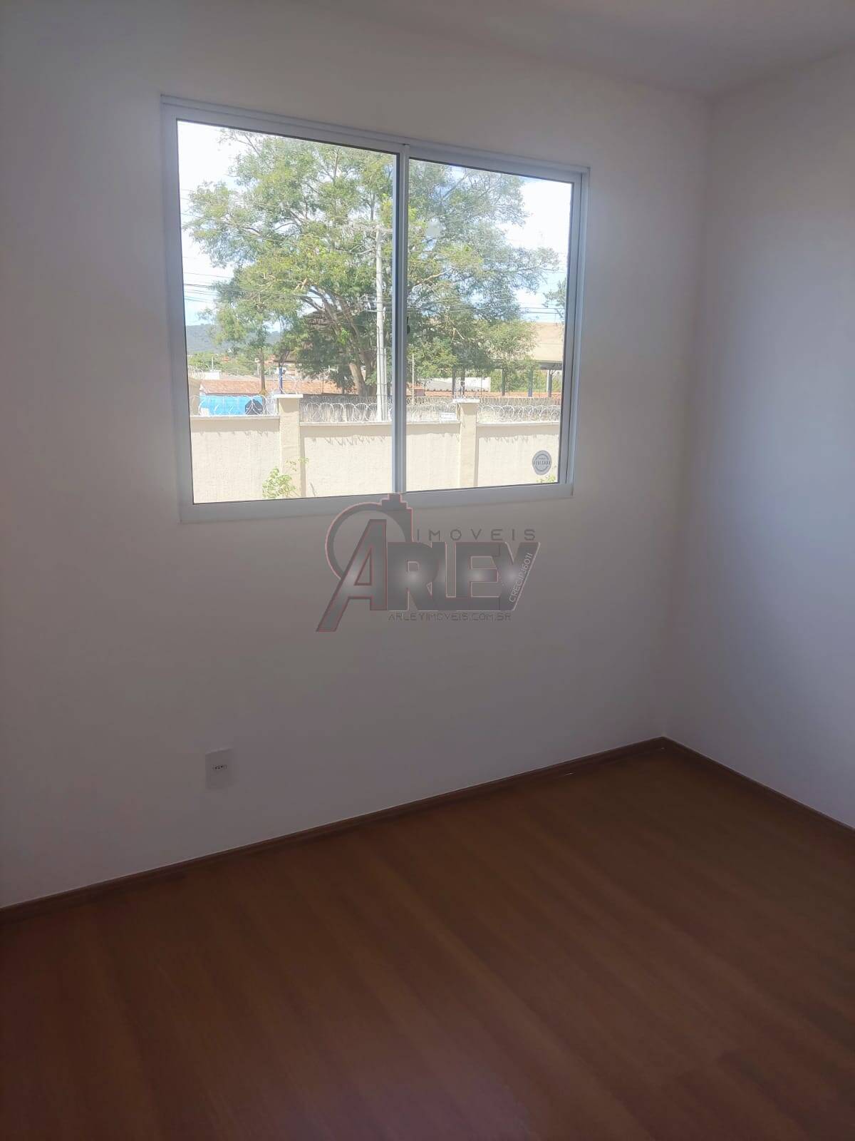 Apartamento à venda com 2 quartos, 60m² - Foto 23