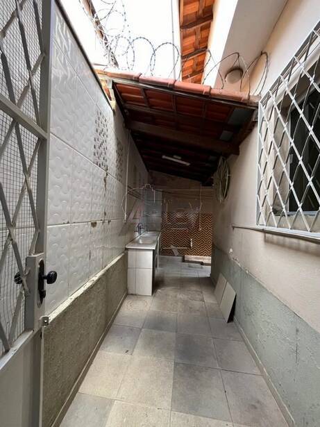 Casa à venda com 3 quartos - Foto 4