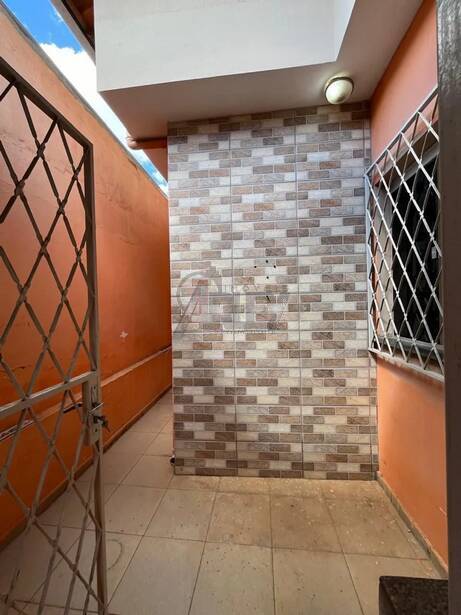 Casa à venda com 3 quartos - Foto 15