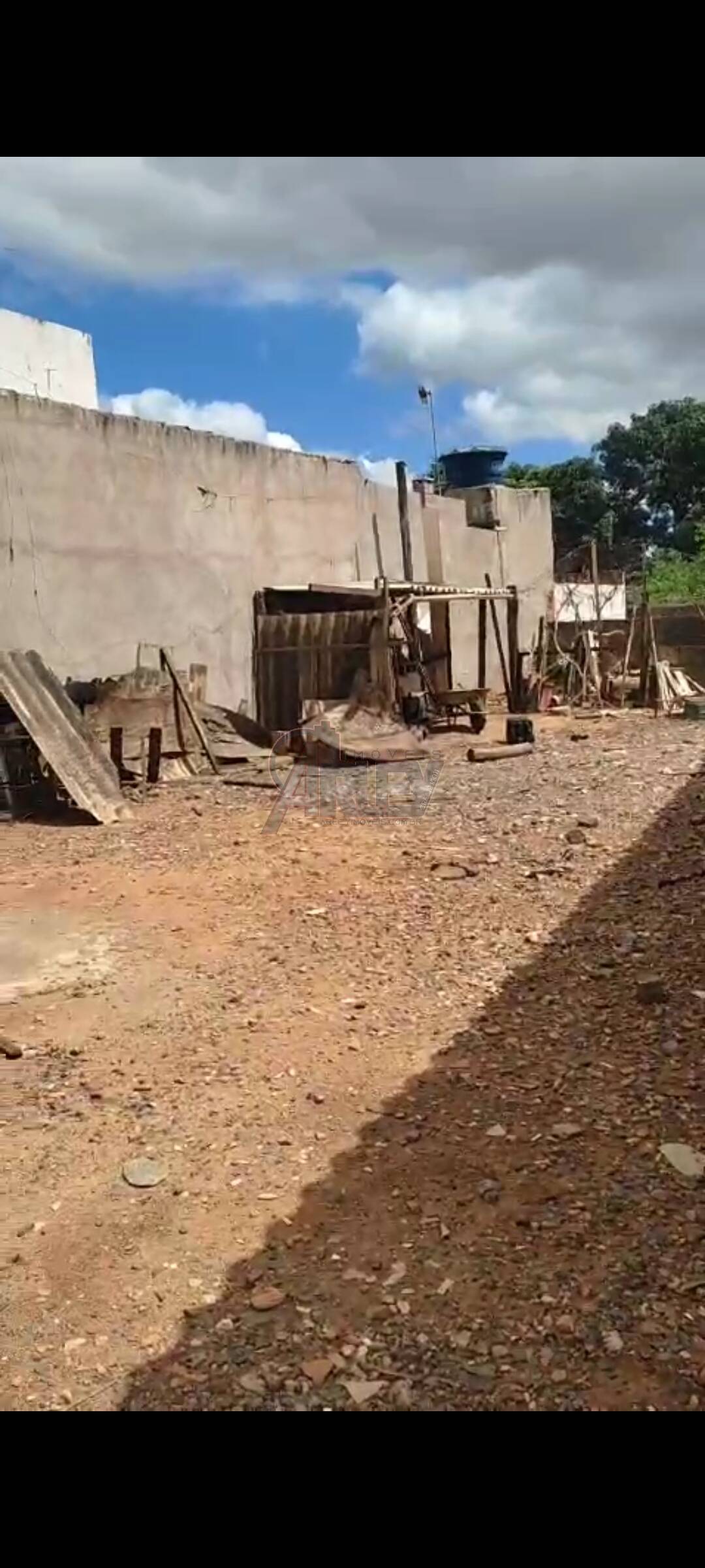 Terreno à venda, 360m² - Foto 1