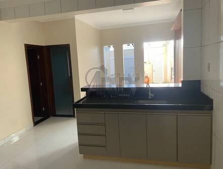 Casa à venda com 3 quartos, 70m² - Foto 10