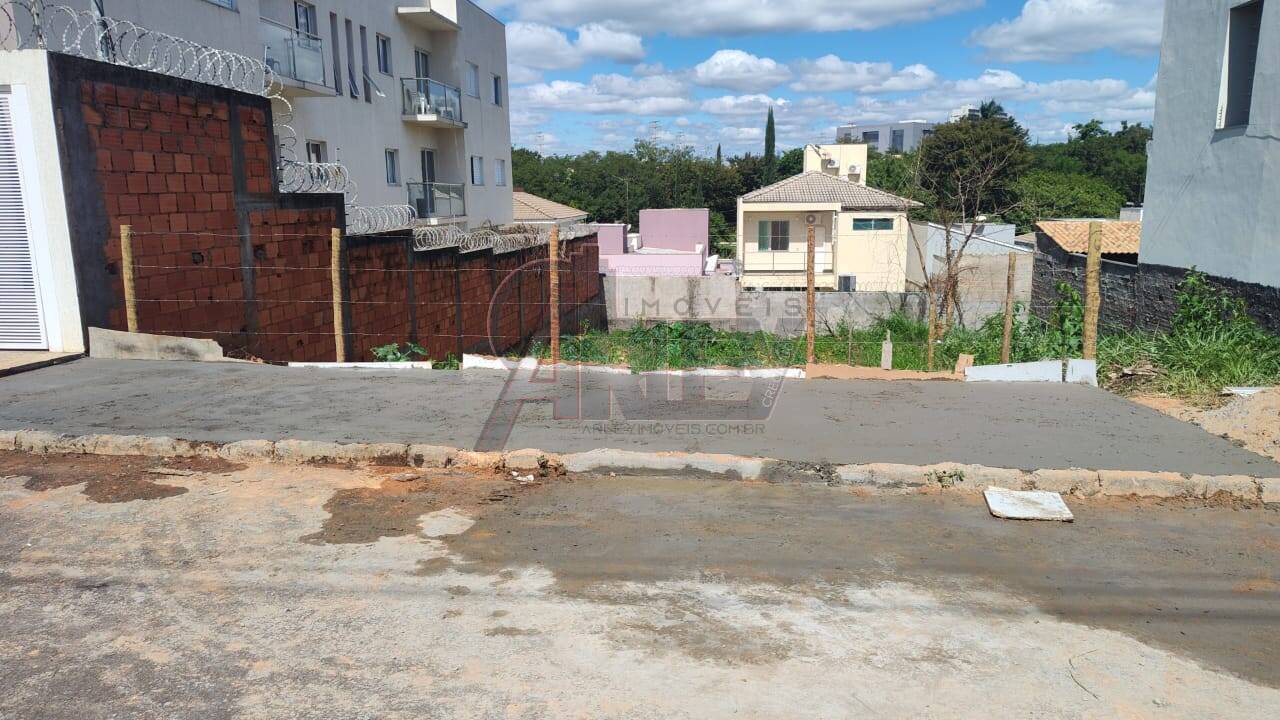 Terreno, 270 m² - Foto 1