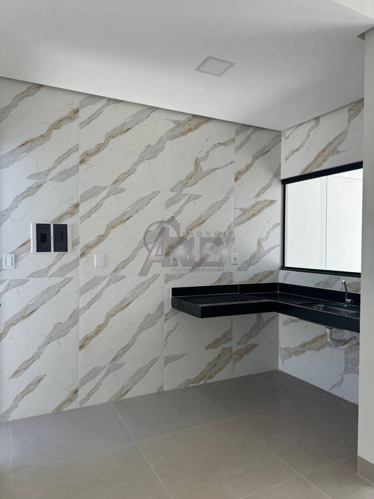 Casa à venda com 3 quartos, 125m² - Foto 3