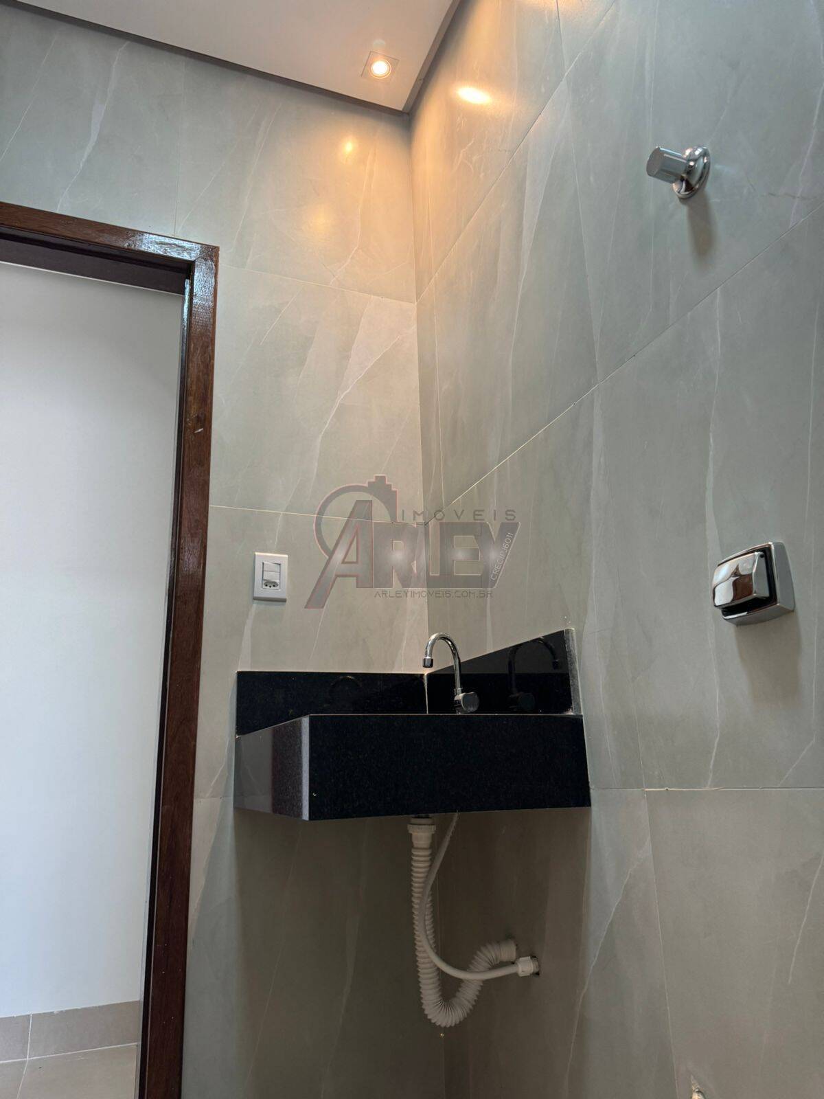 Casa à venda com 3 quartos, 125m² - Foto 10