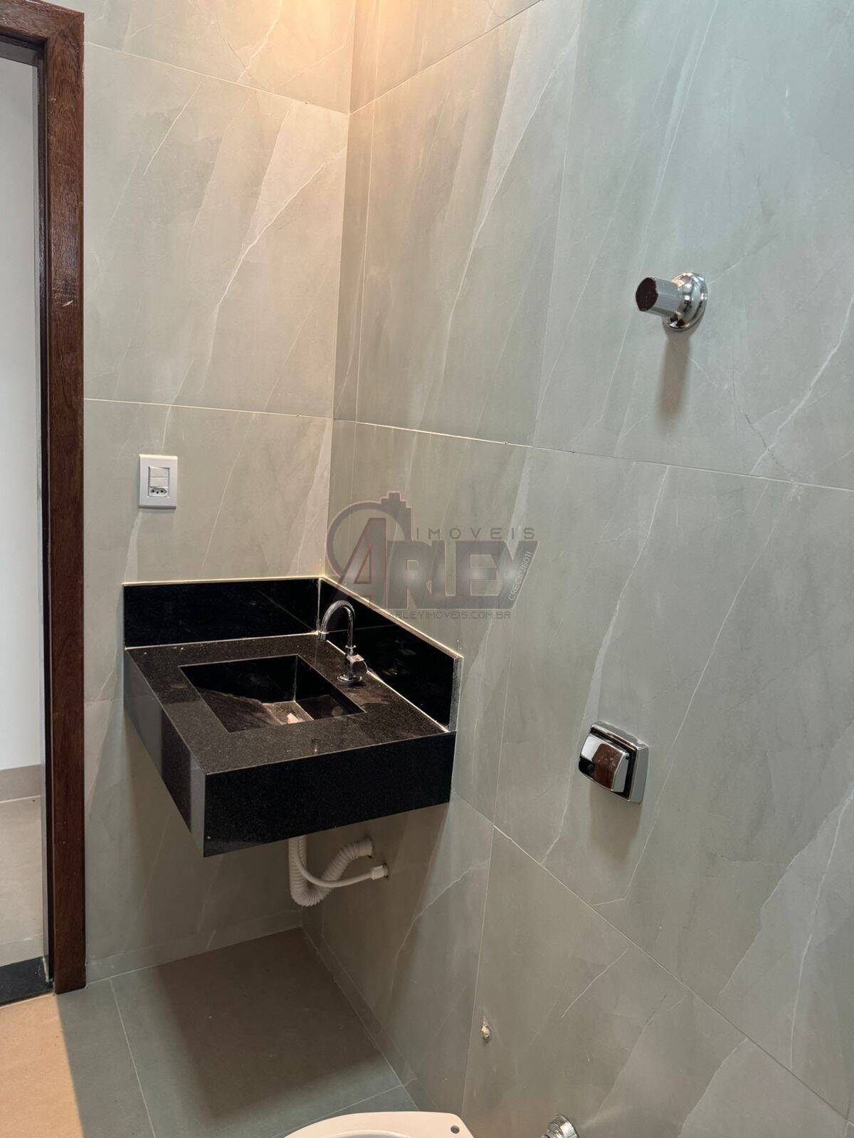 Casa à venda com 3 quartos, 125m² - Foto 14
