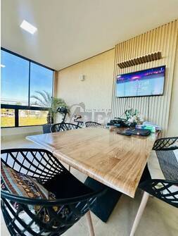 Apartamento à venda com 3 quartos, 164m² - Foto 2