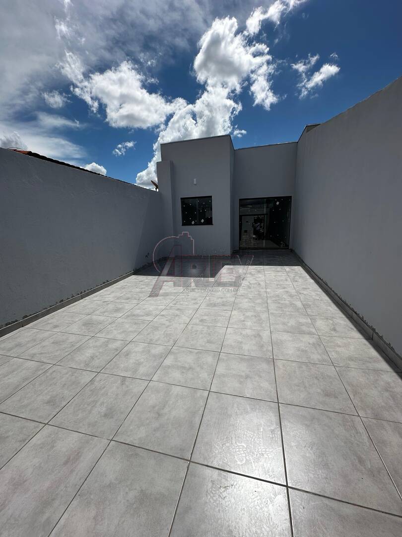 Casa à venda com 3 quartos, 65m² - Foto 3