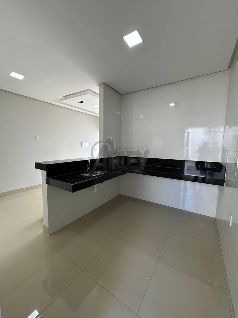 Casa à venda com 3 quartos, 65m² - Foto 11