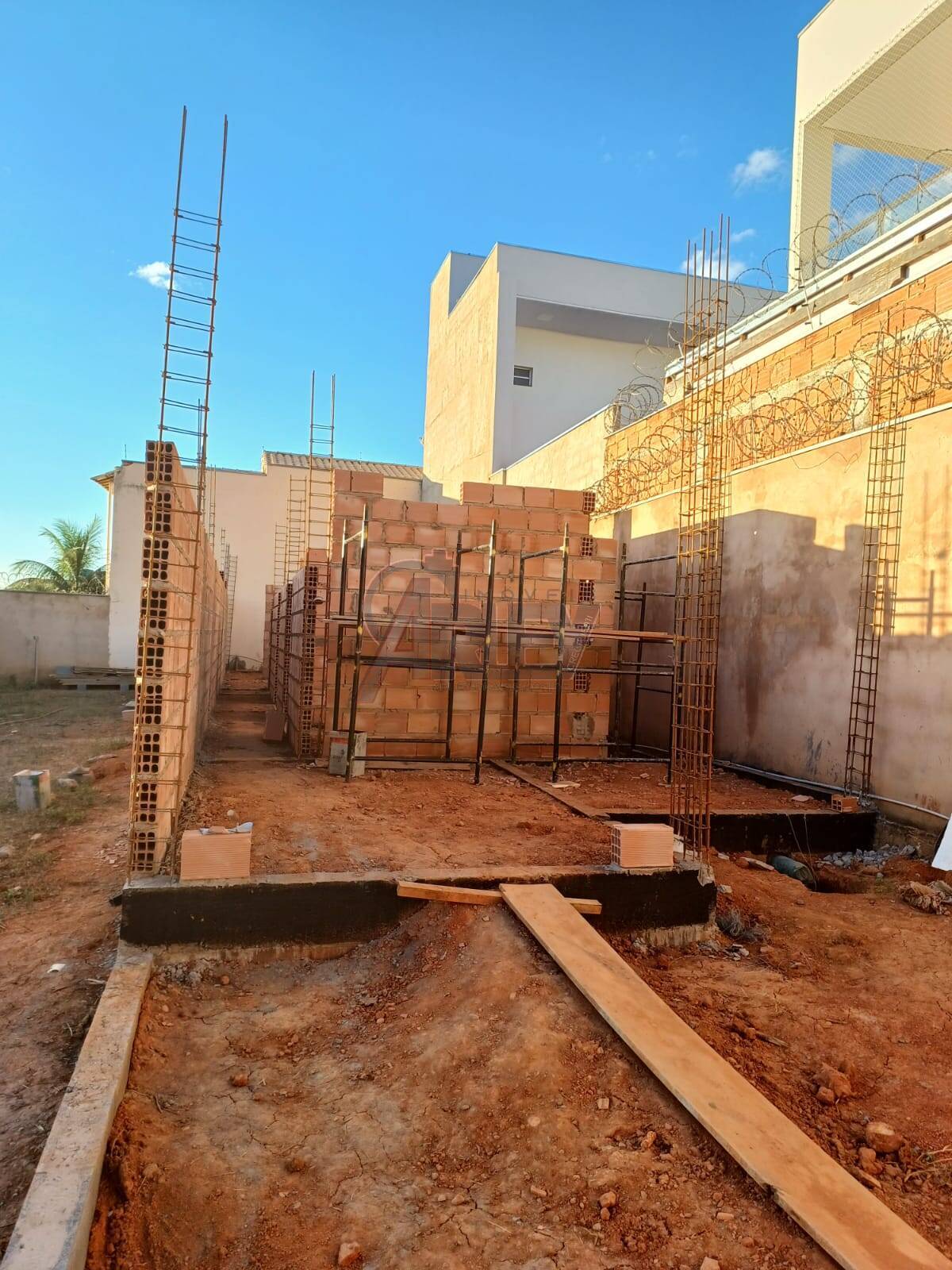 Casa à venda com 3 quartos, 63m² - Foto 7