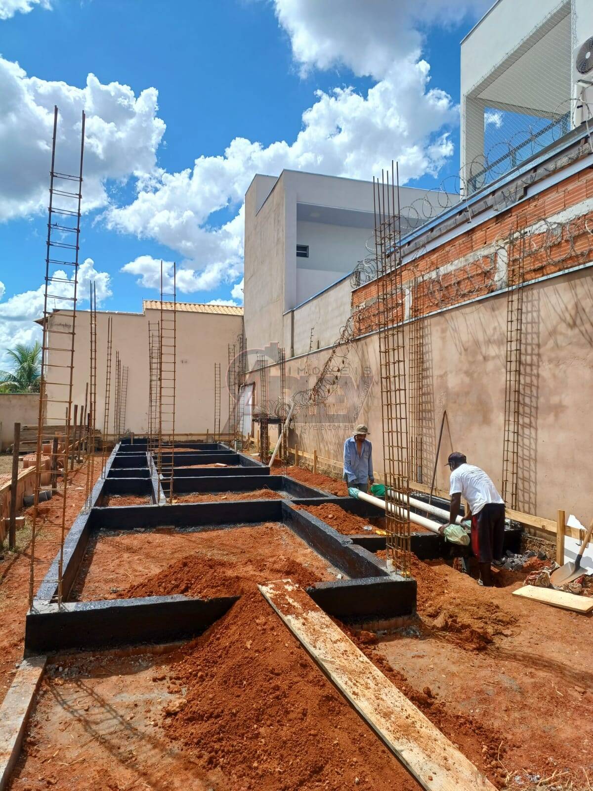 Casa à venda com 3 quartos, 63m² - Foto 11