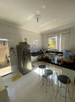 Casa à venda com 5 quartos, 480m² - Foto 1