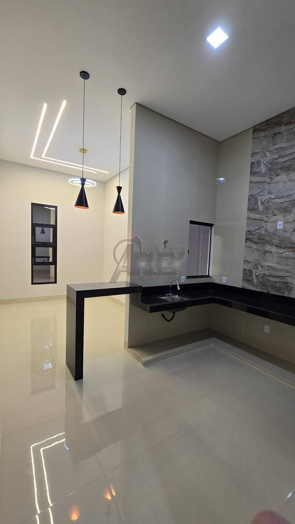 Casa à venda com 3 quartos, 75m² - Foto 8