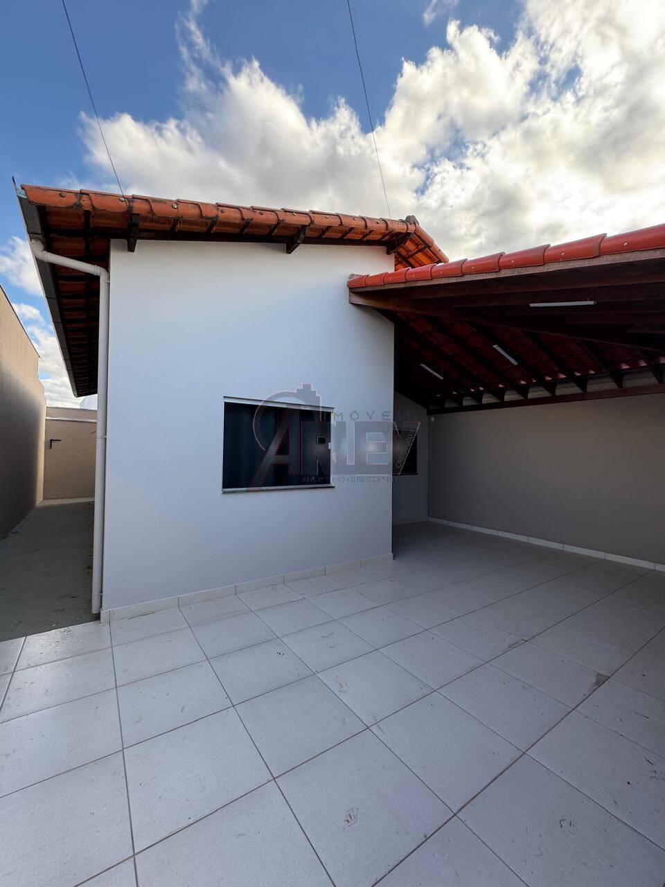 Casa à venda com 2 quartos - Foto 1