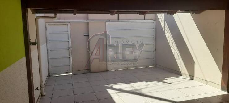 Casa à venda com 3 quartos, 125m² - Foto 2