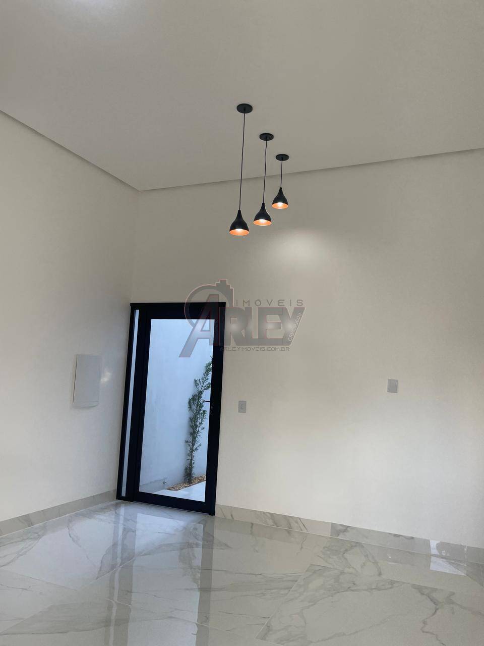 Casa à venda com 3 quartos, 100m² - Foto 7