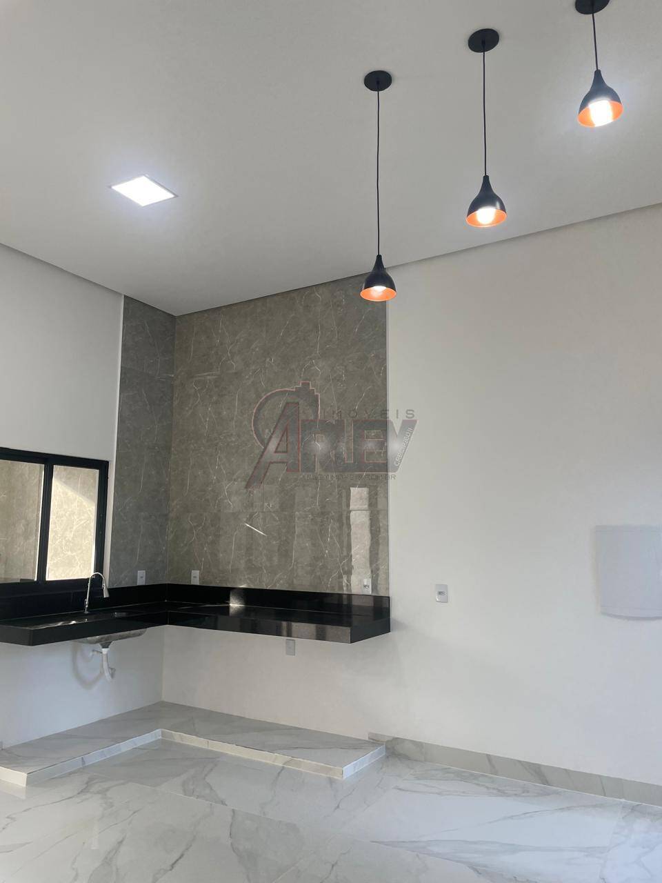 Casa à venda com 3 quartos, 100m² - Foto 9