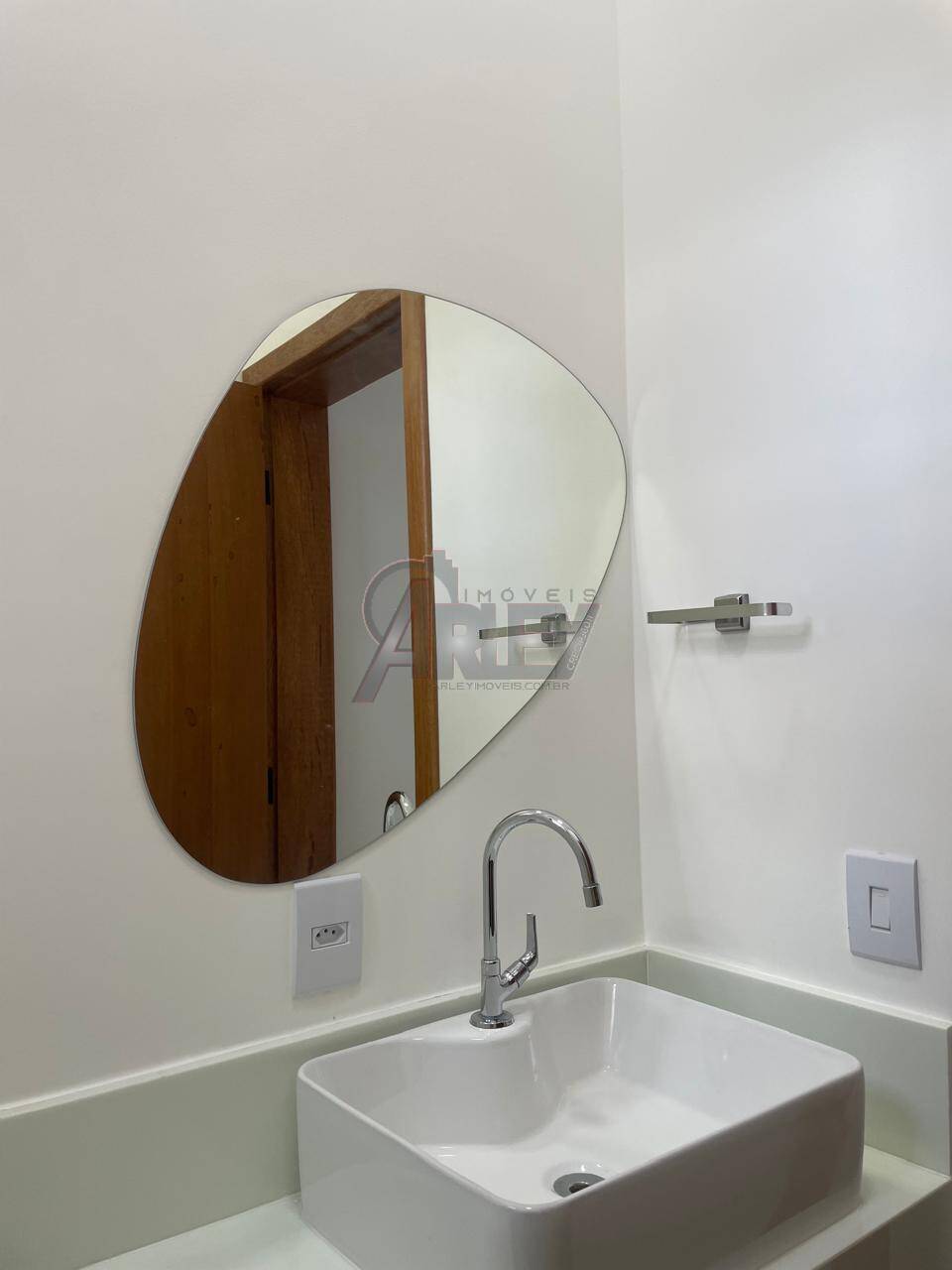 Casa à venda com 3 quartos, 100m² - Foto 17