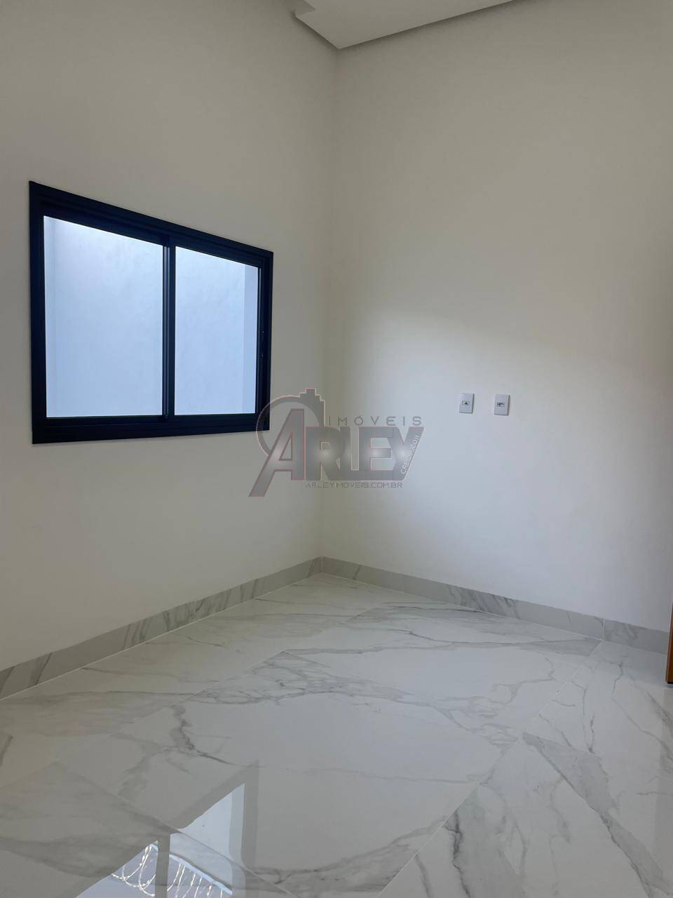 Casa à venda com 3 quartos, 100m² - Foto 25