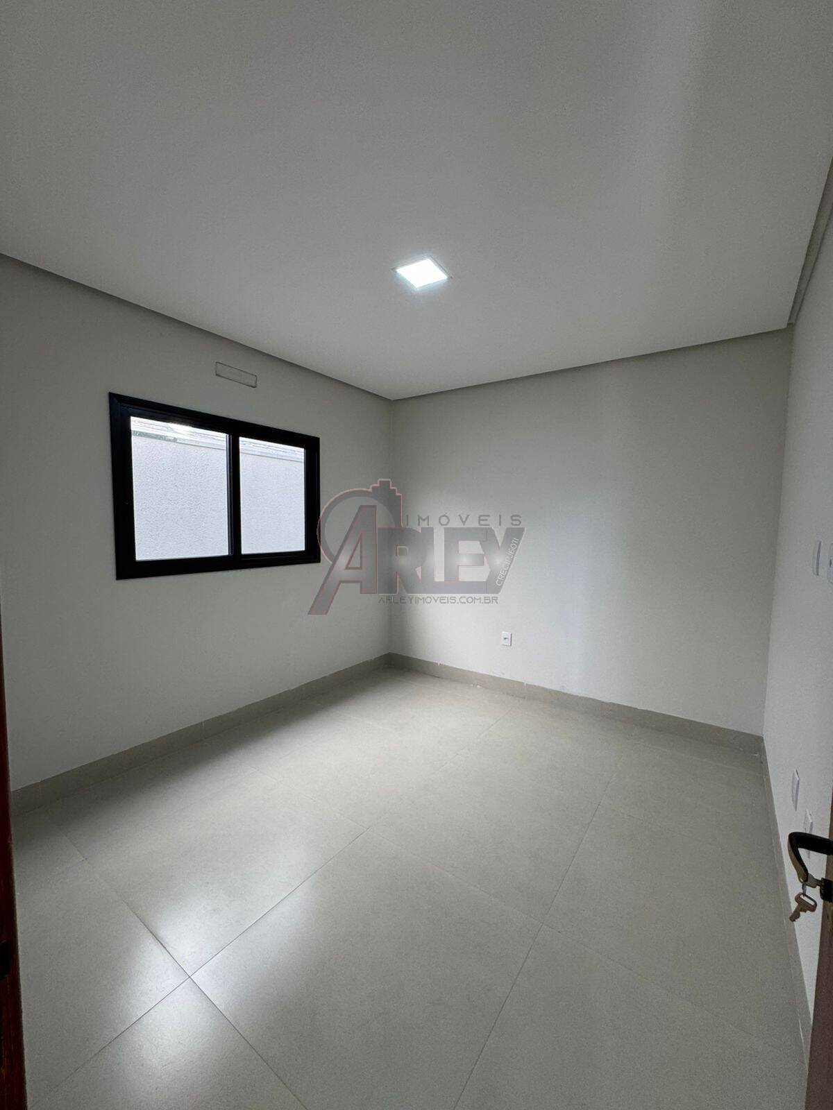 Casa à venda com 3 quartos, 140m² - Foto 9