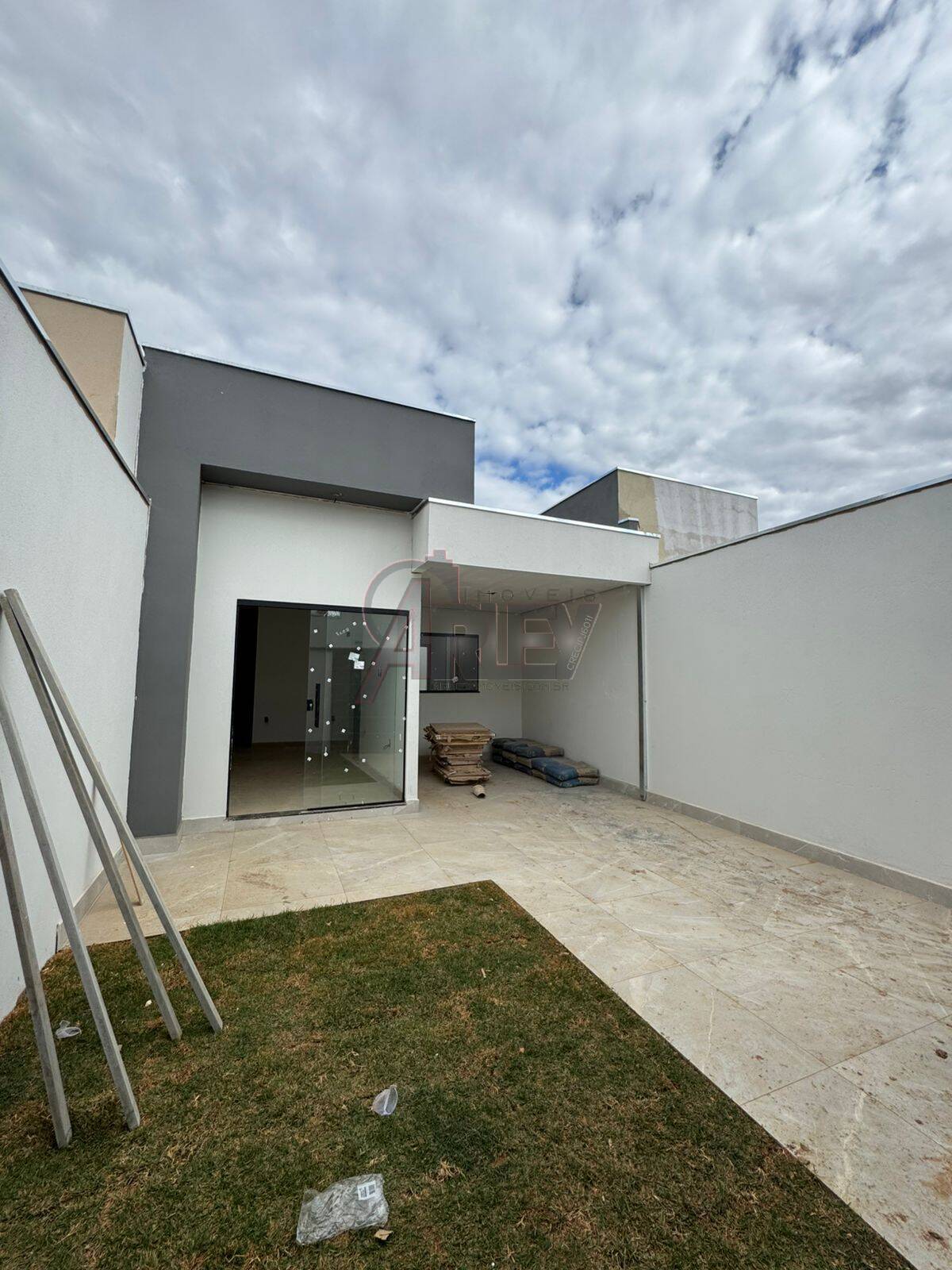 Casa à Venda no Bairro Delfino Magalhães