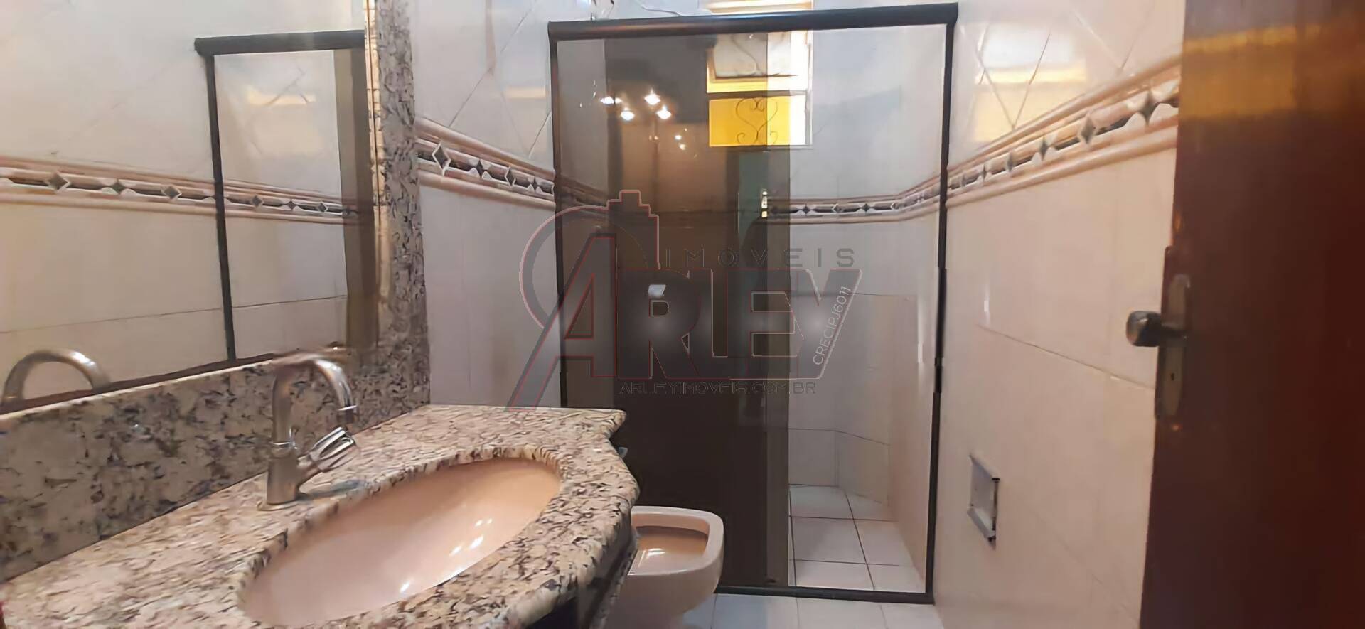 Casa à venda com 3 quartos, 330m² - Foto 10