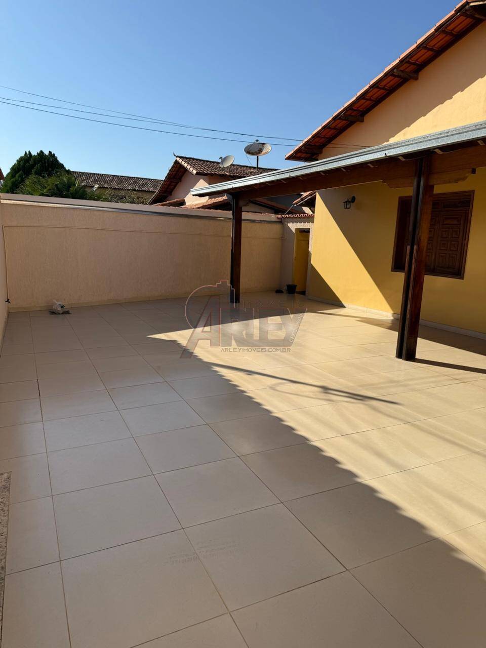 Casa, 5 quartos, 160 m² - Foto 1