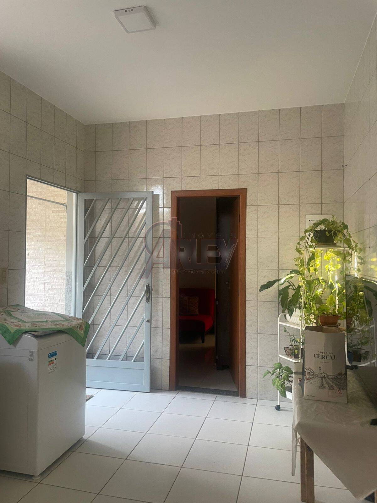 Casa à venda com 3 quartos, 250m² - Foto 10