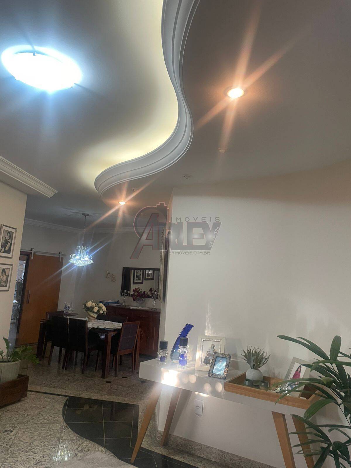 Casa à venda com 3 quartos, 250m² - Foto 28