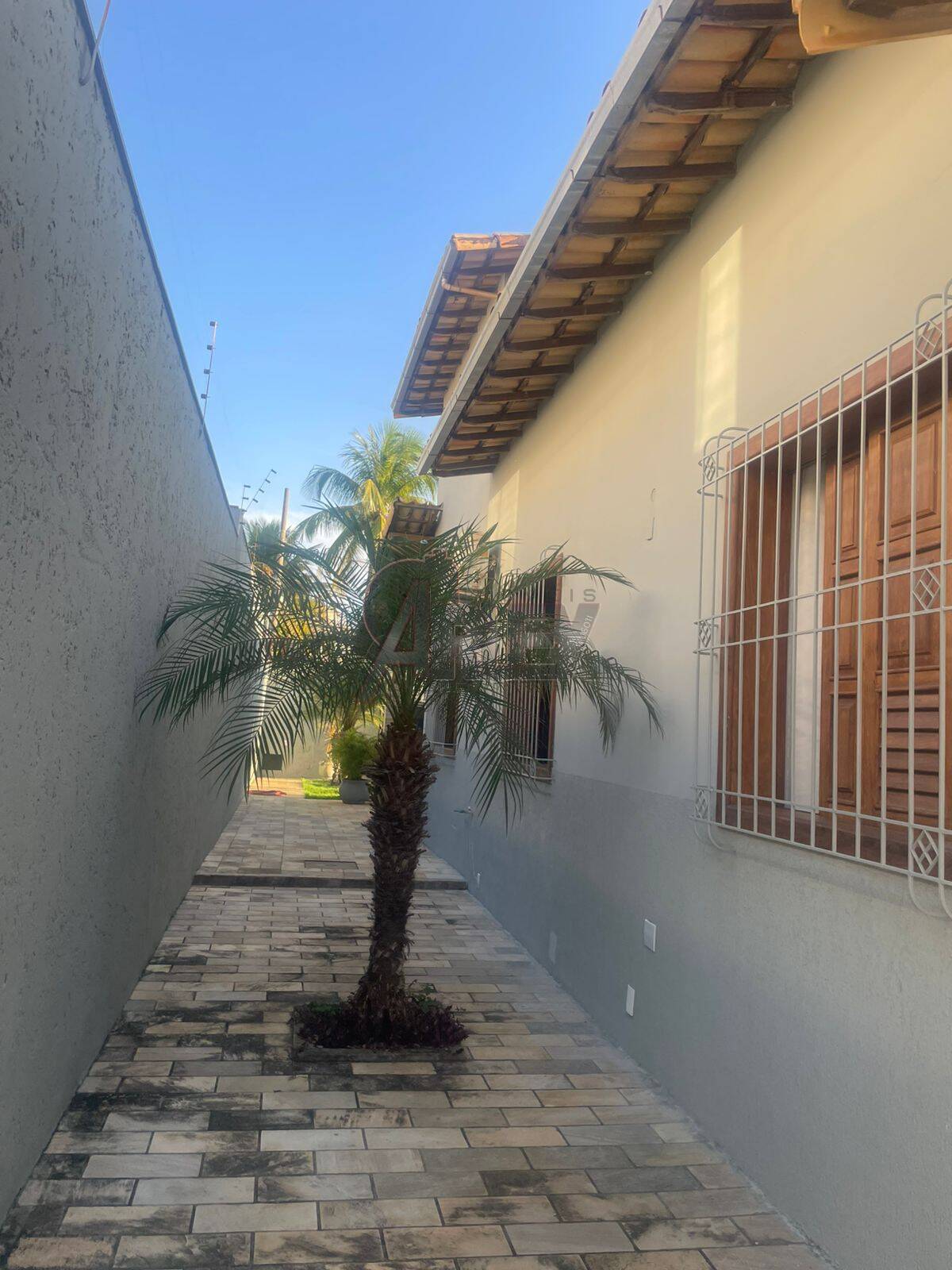 Casa à venda com 3 quartos, 250m² - Foto 32