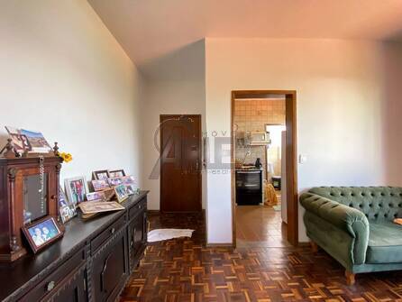 Apartamento Amplo no Centro – 3 Quartos + DCE – R$ 200.000