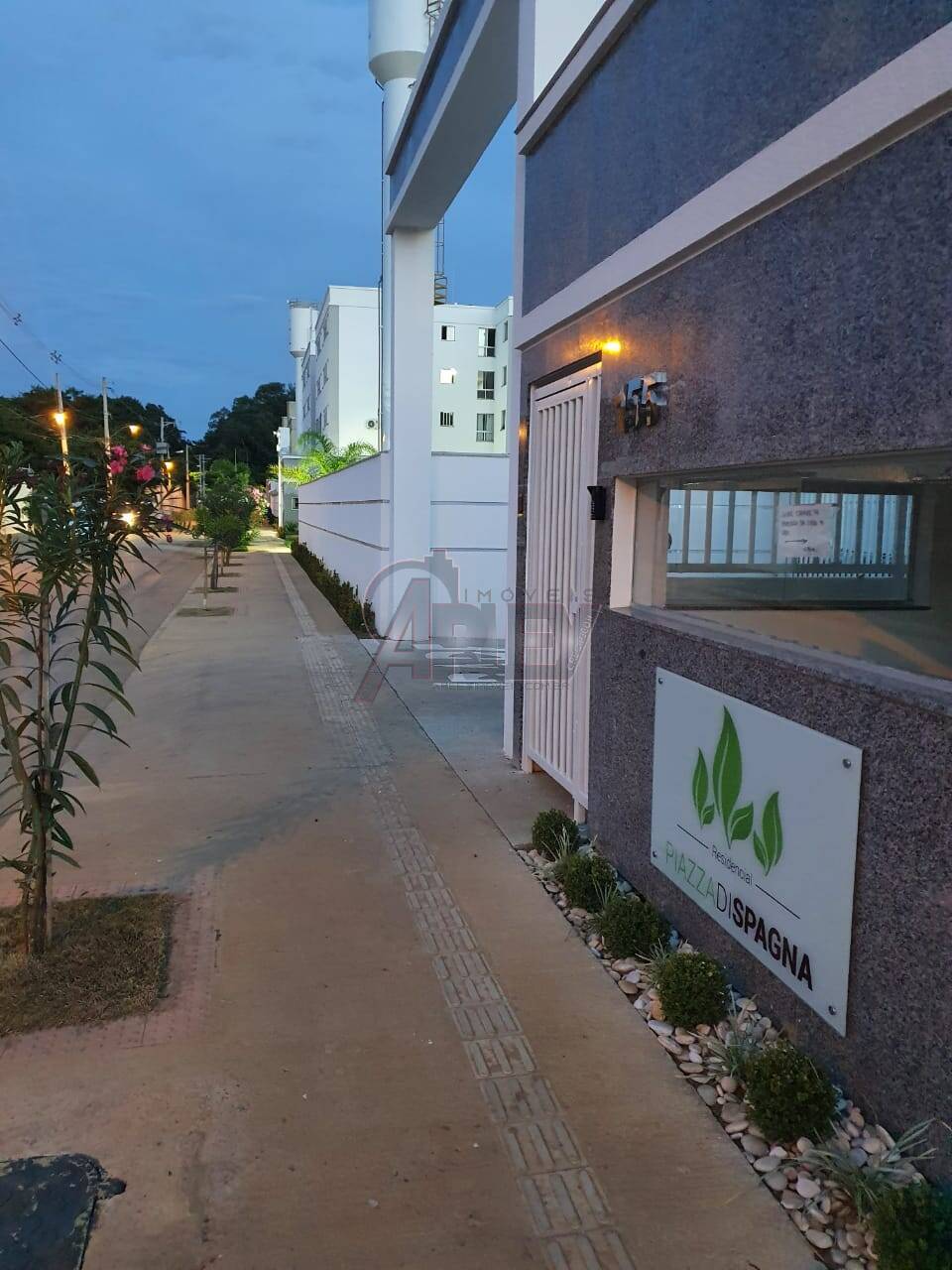 Apartamento à venda com 2 quartos - Foto 1