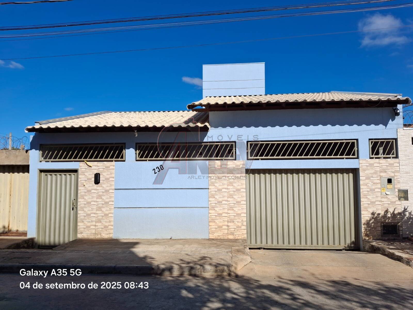 Casa, 4 quartos, 180 m² - Foto 1